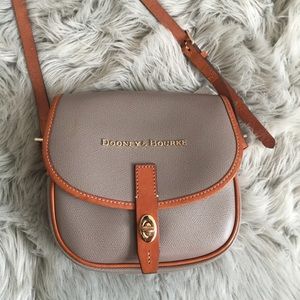 Dooney & Bourke bag